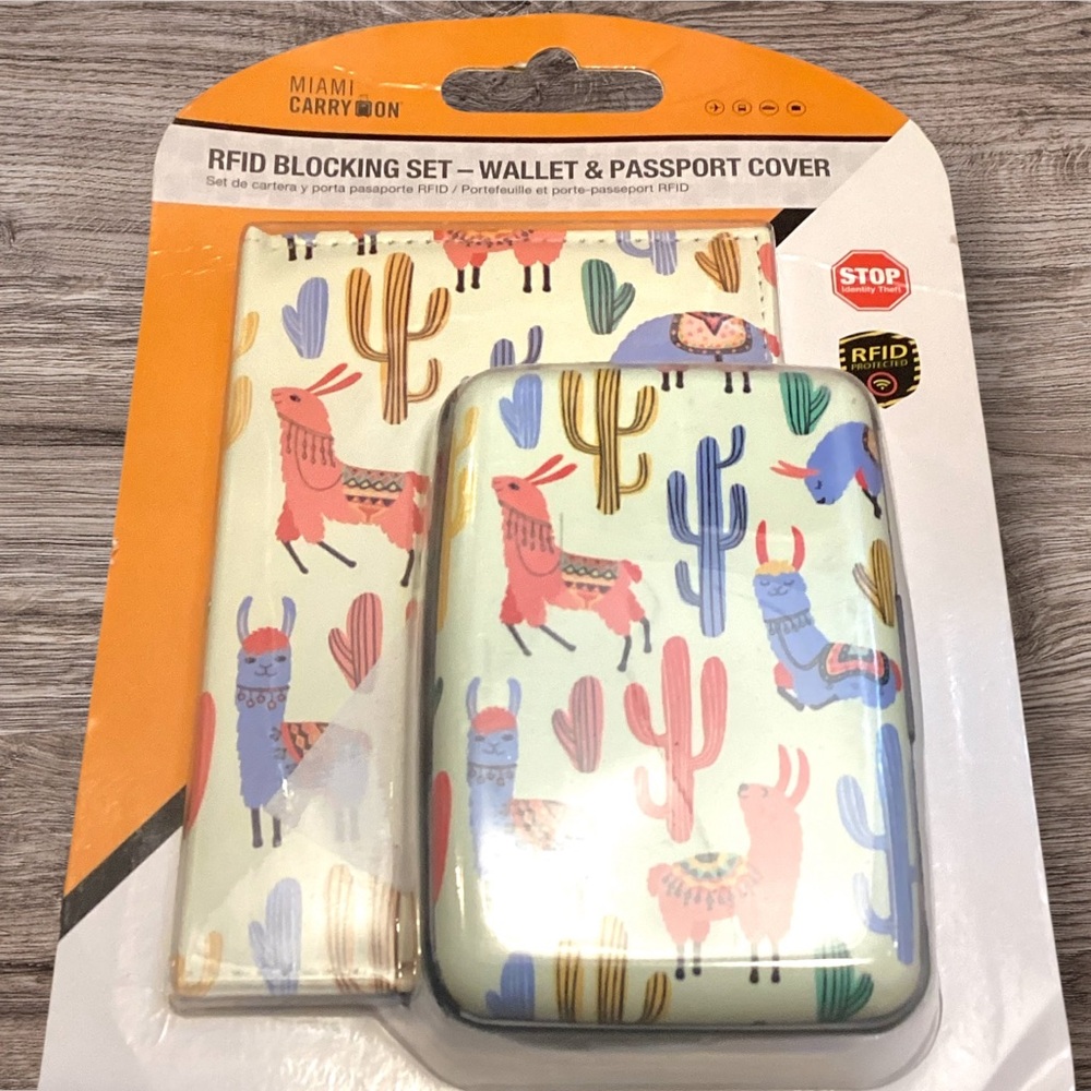 RFID Wallet & Passport Cover Set, Colorful Llama Design New‎ in Package